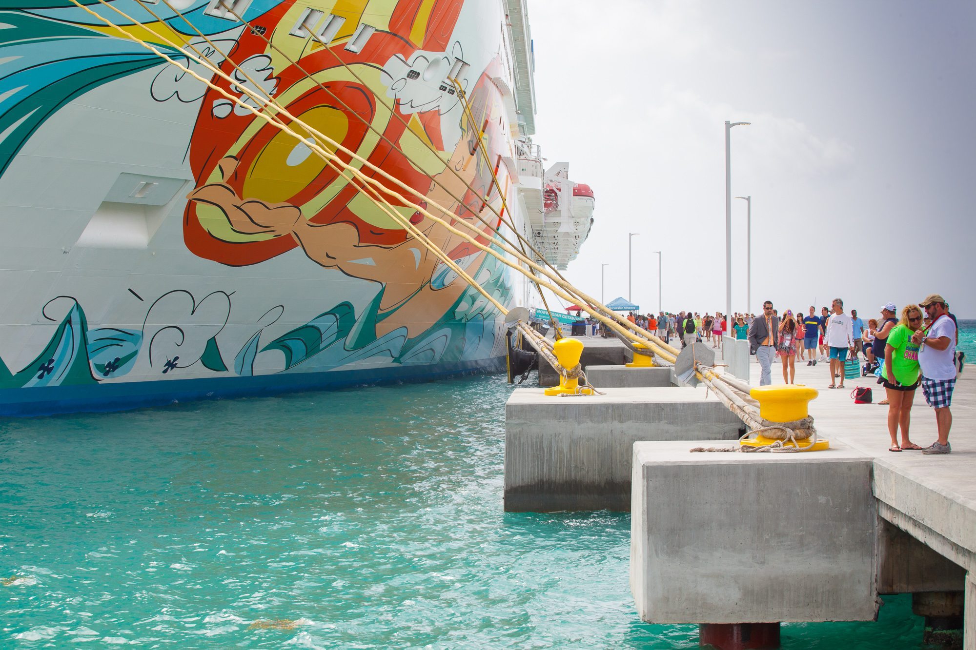 Norwegian Getaway on the newly completed cruiser pier